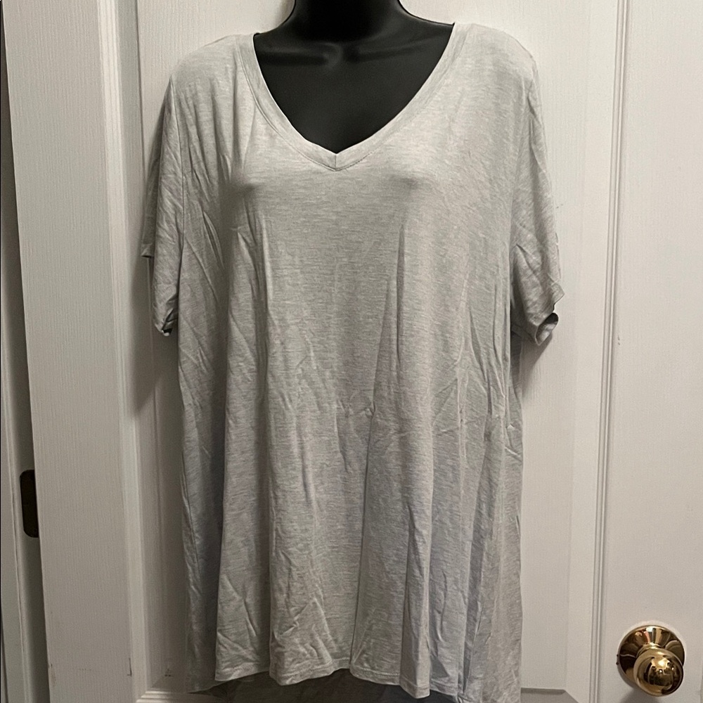 LuLaRoe Light Green V-Neck Short Sleeve Top